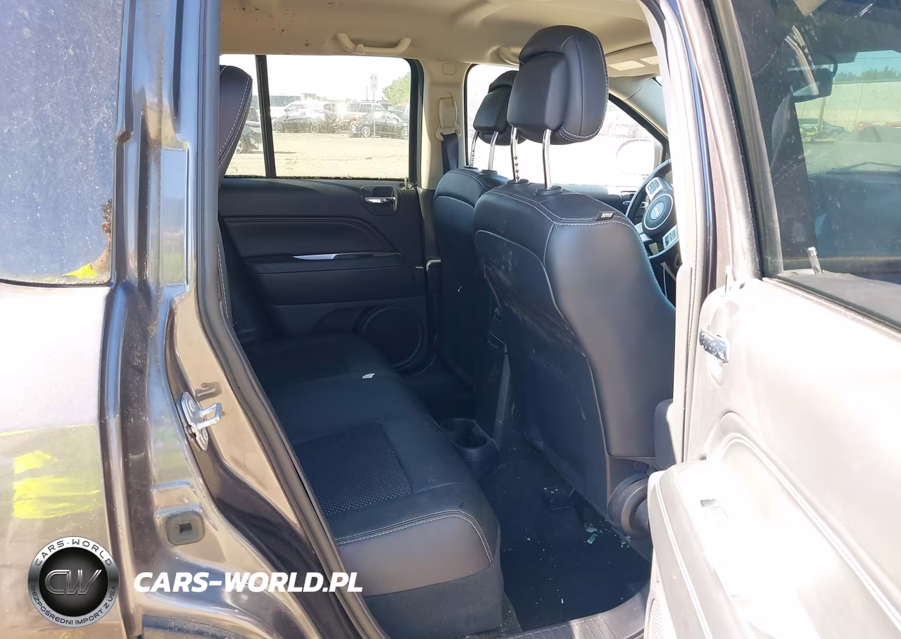 2017 Jeep Compass Latitude 4X4 VIN:1C4NJDEB2HD192000 - 8