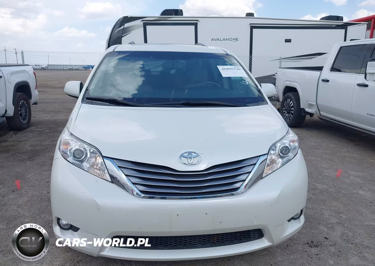 2017 Toyota Sienna Xle 8 Passenger VIN:5TDYZ3DC0HS827746 - 6