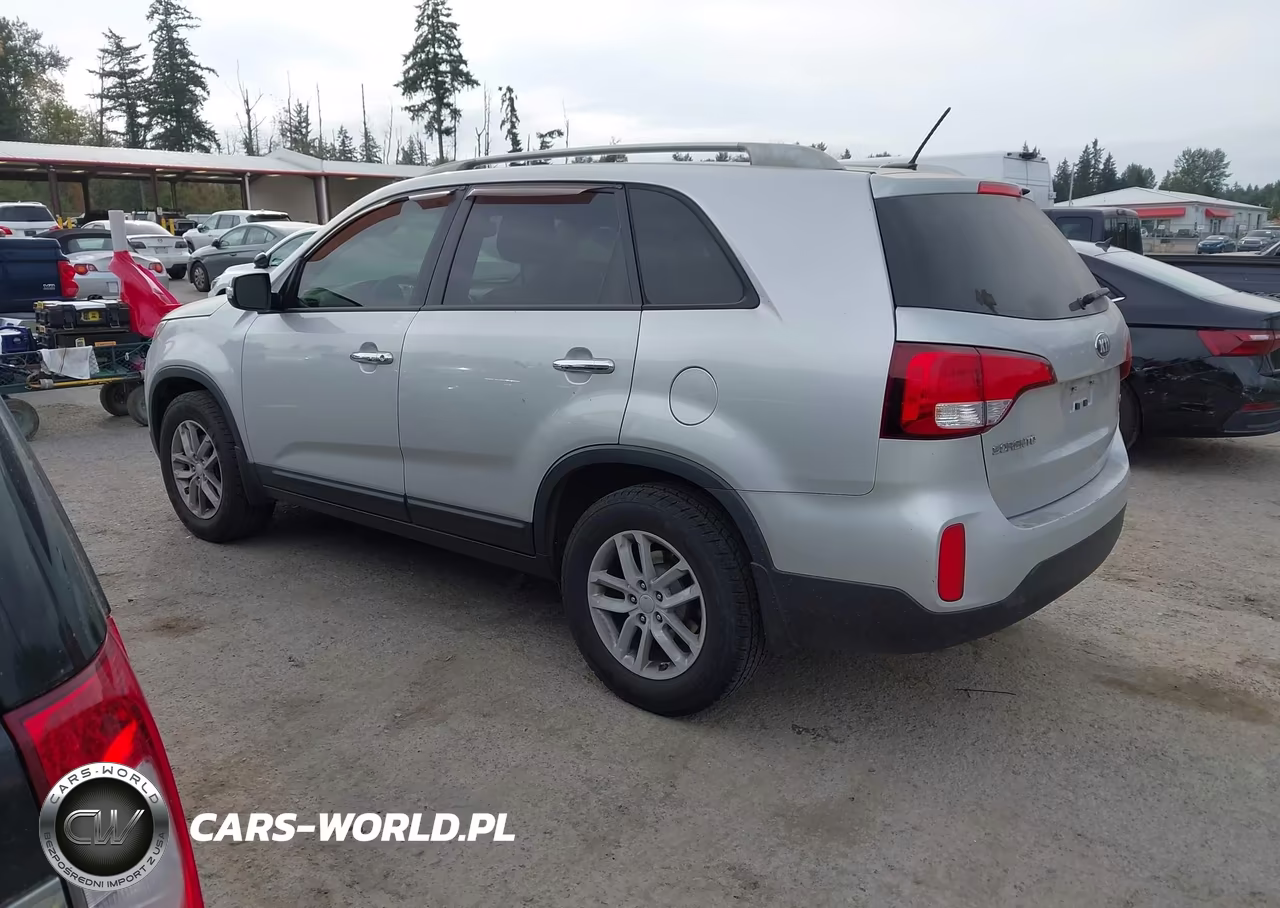 2015 Kia Sorento Lx V6 VIN:5XYKT4A79FG576787 - 3