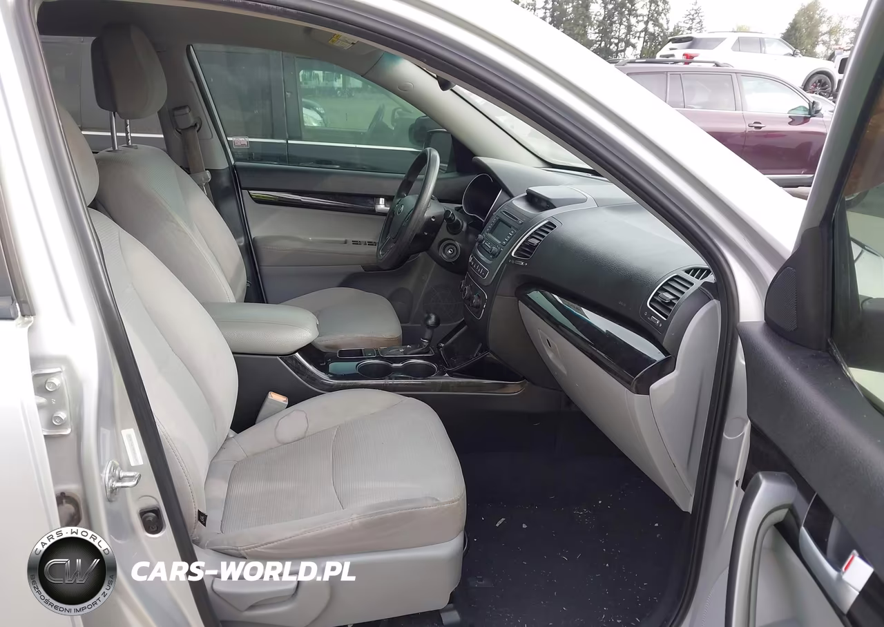 2015 Kia Sorento Lx V6 VIN:5XYKT4A79FG576787 - 5
