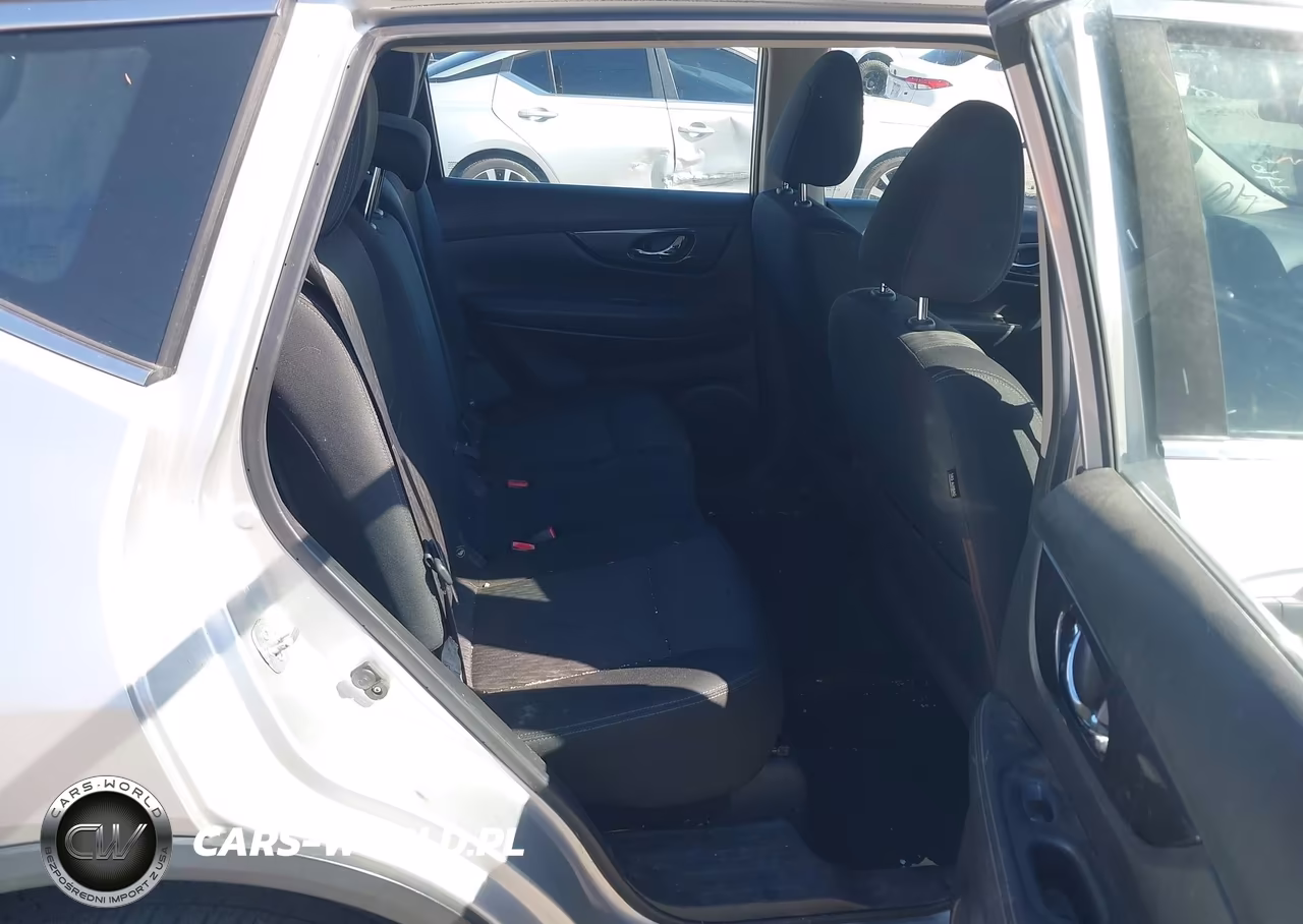 2018 Nissan Rogue S VIN:KNMAT2MV7JP520900 - 8