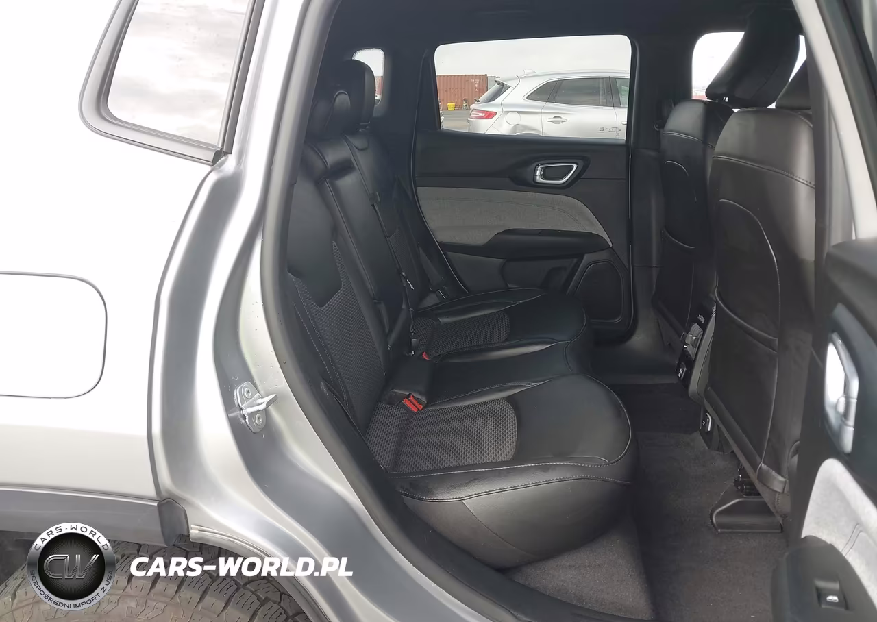 2023 Jeep Compass Latitude 4X4 VIN:3C4NJDBN4PT509220 - 8