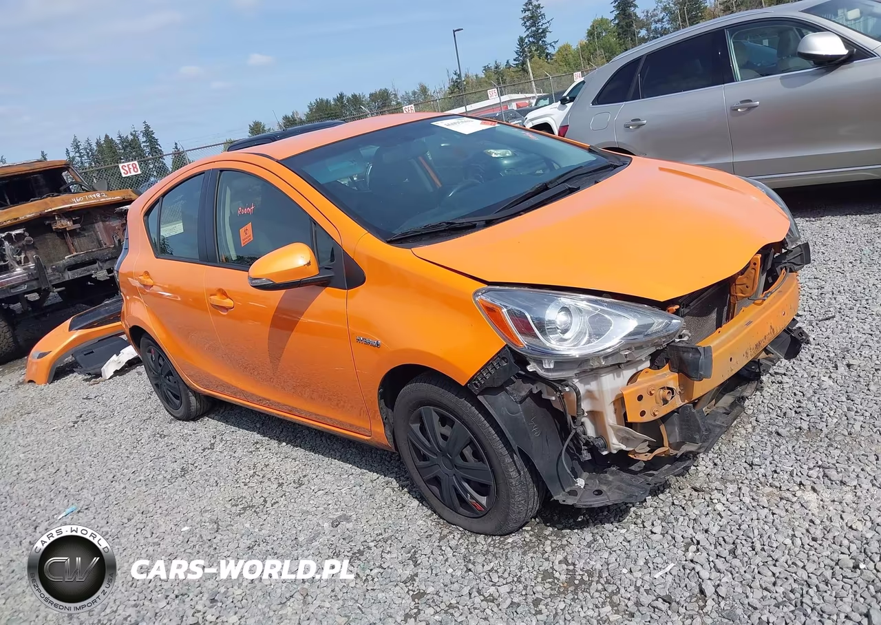 2015 Toyota Prius C Two – zdjęcie 1 z 19