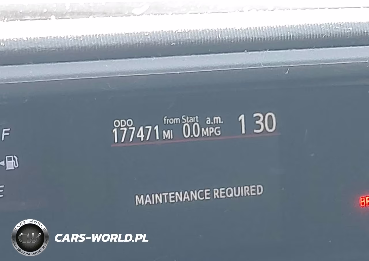2015 Toyota Prius C Two VIN:JTDKDTB31F1094950 - 16