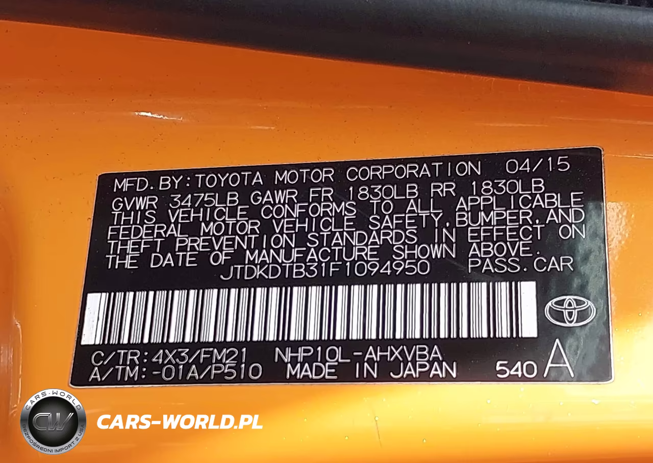2015 Toyota Prius C Two VIN:JTDKDTB31F1094950 - 9