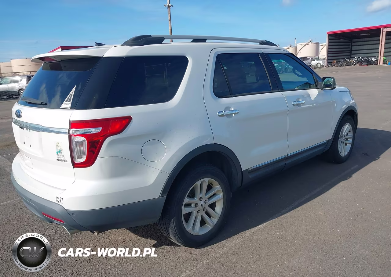 2014 Ford Explorer Xlt VIN:1FM5K8D89EGB16077 - 4