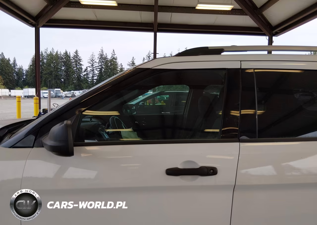 2018 Ford Police Interceptor Utility VIN:1FM5K8ARXJGC19273 - 15