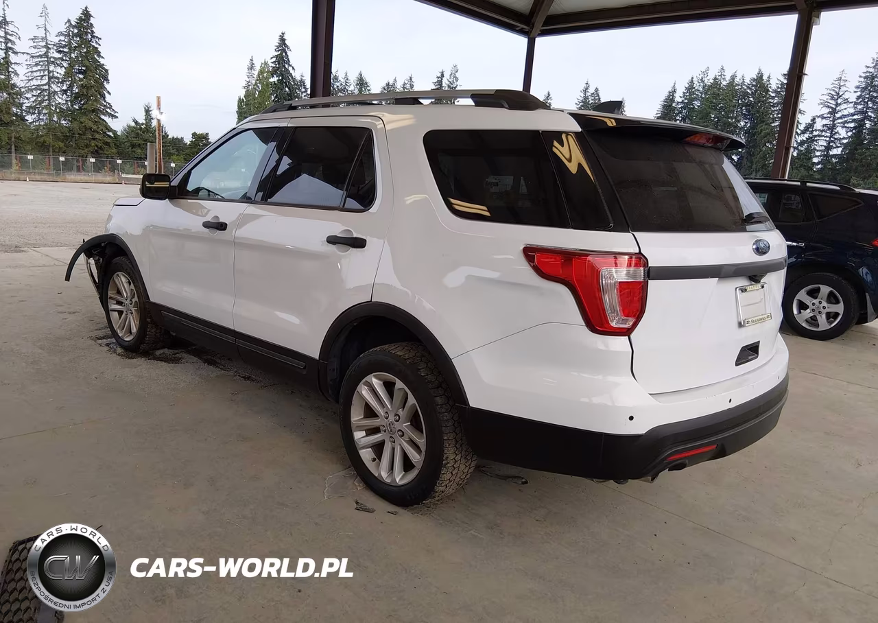 2018 Ford Police Interceptor Utility VIN:1FM5K8ARXJGC19273 - 3