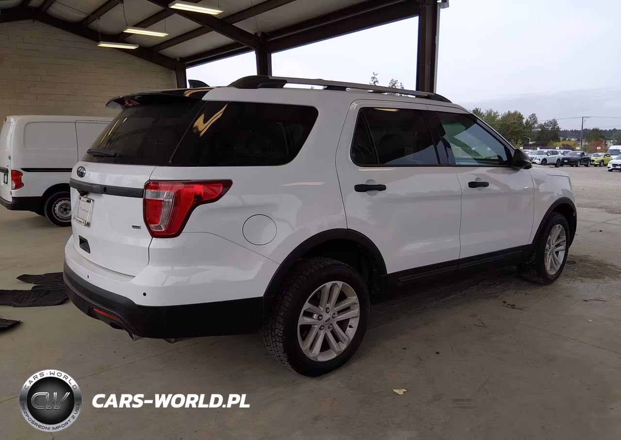 2018 Ford Police Interceptor Utility VIN:1FM5K8ARXJGC19273 - 4