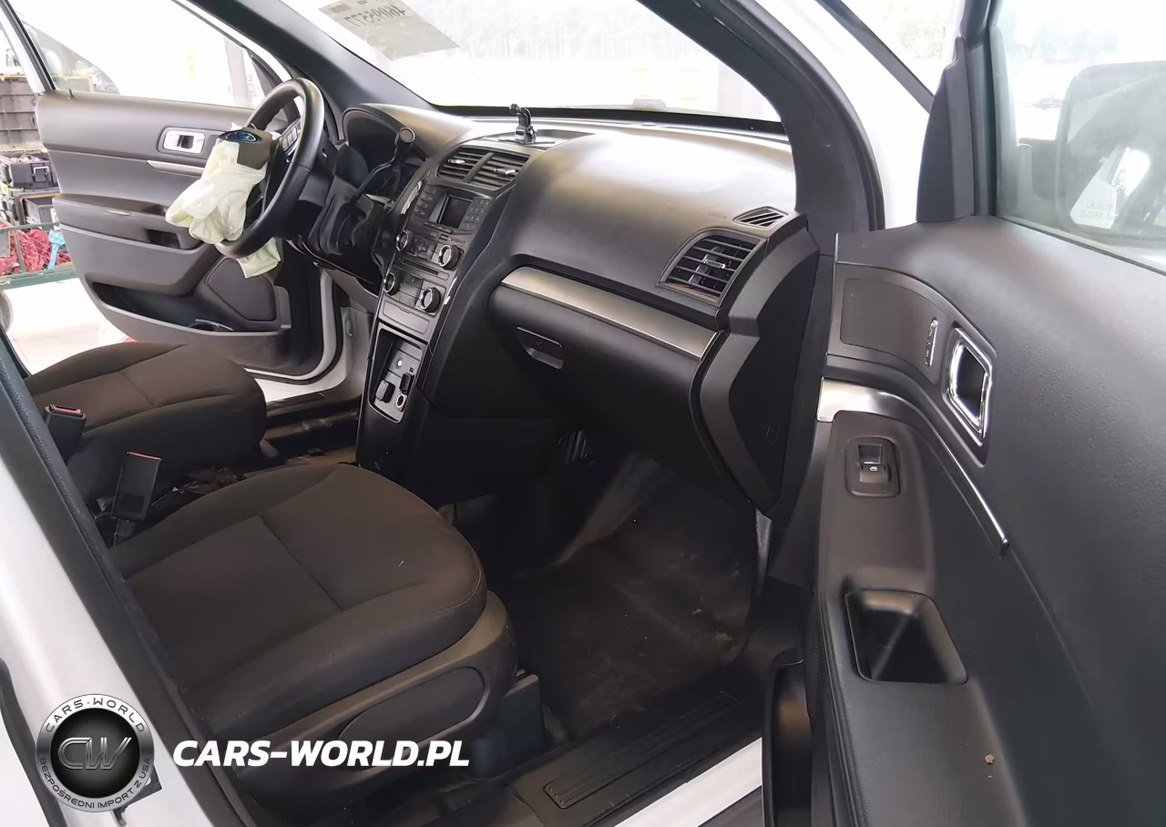 2018 Ford Police Interceptor Utility VIN:1FM5K8ARXJGC19273 - 5