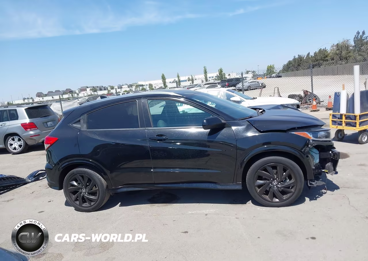 2022 Honda Hr-V 2Wd Sport VIN:3CZRU5H15NM736016 - 16