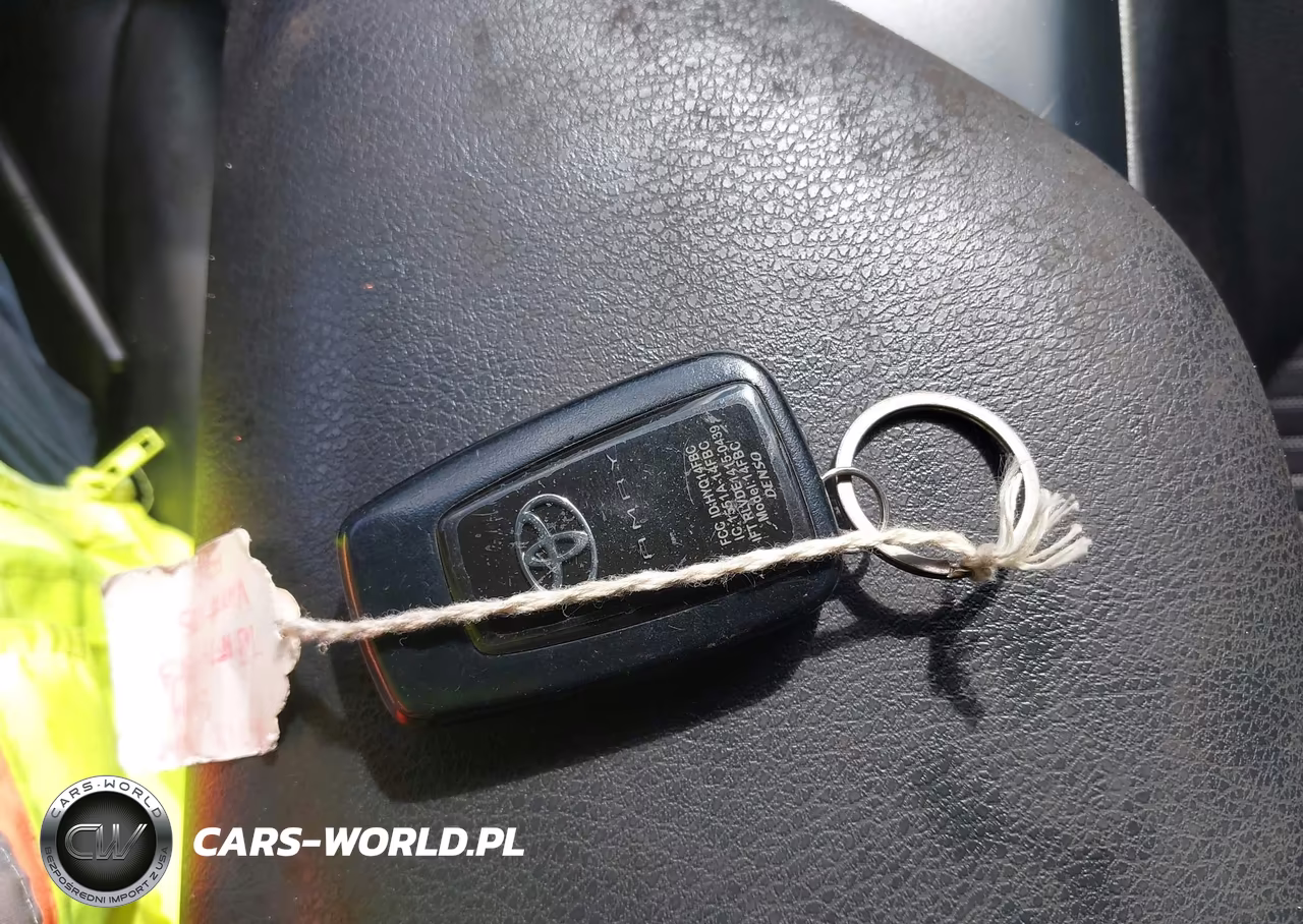 2018 Toyota Camry Se VIN:4T1B11HK7JU571105 - 11