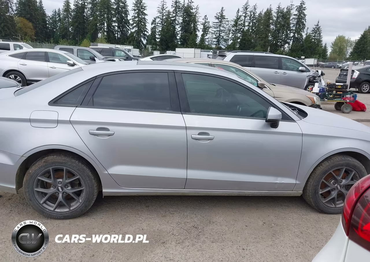 2017 Audi A3 2.0T Komfort VIN:WAUB8GFF7H1012008 - 13