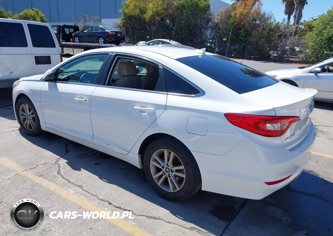 2016 Hyundai Sonata Se VIN:5NPE24AF4GH314001 - 3