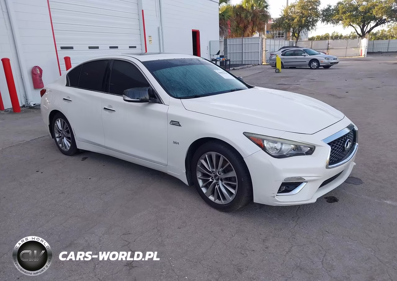 2018 Infiniti Q50 3.0T Luxe