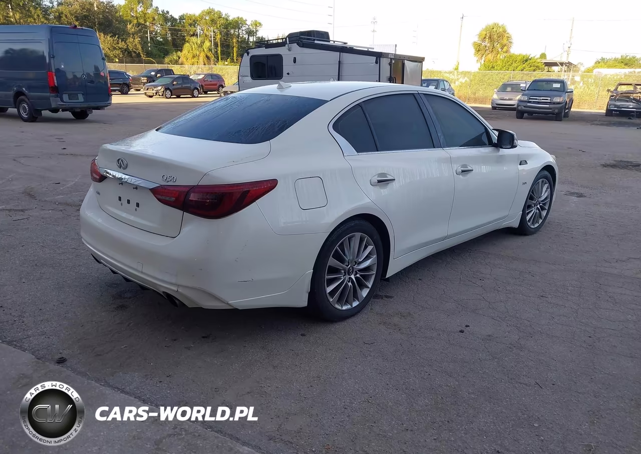 2018 Infiniti Q50 3.0T Luxe VIN:JN1EV7AR3JM437145 - 4