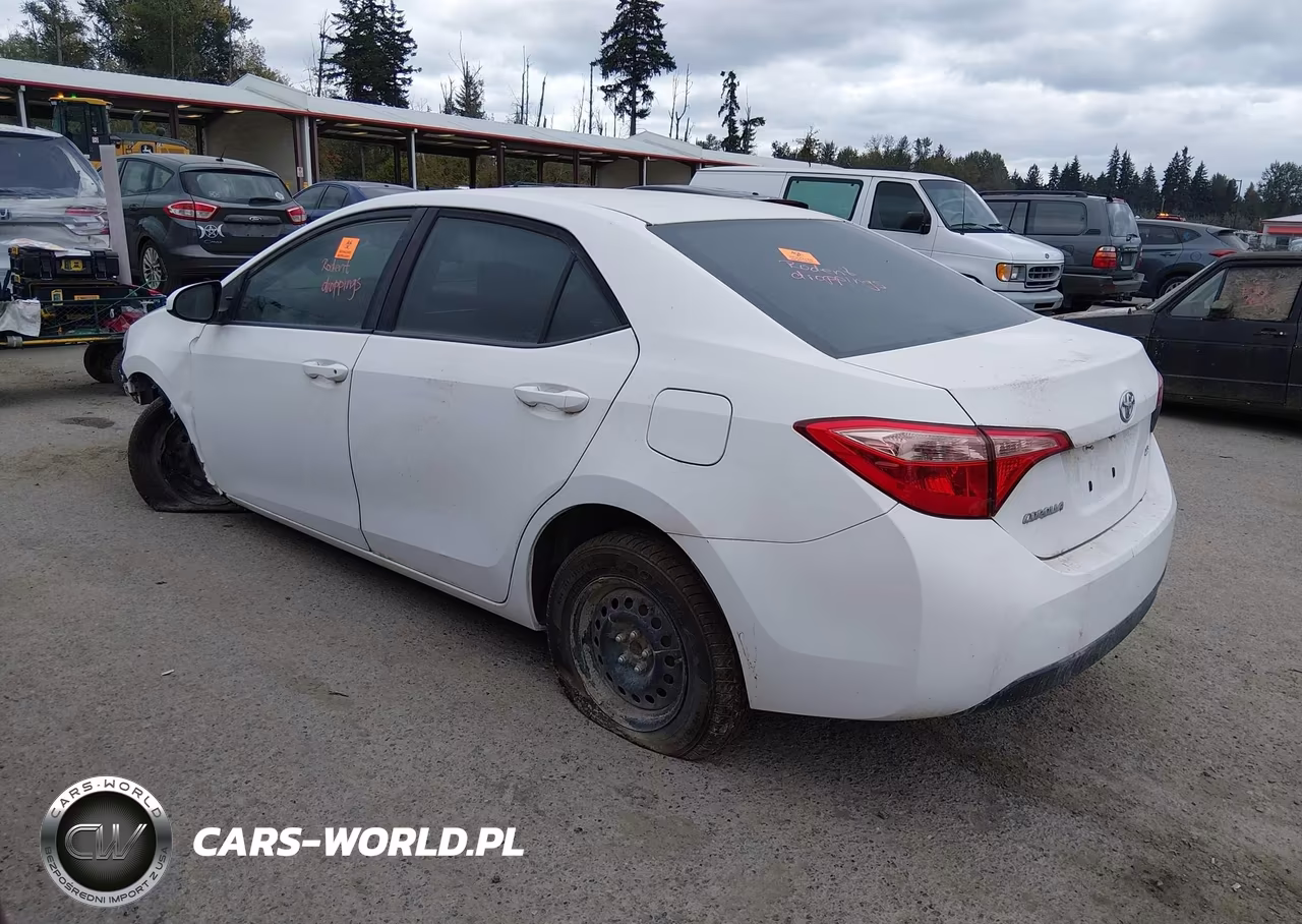 2017 Toyota Corolla Le VIN:2T1BURHEXHC782603 - 3