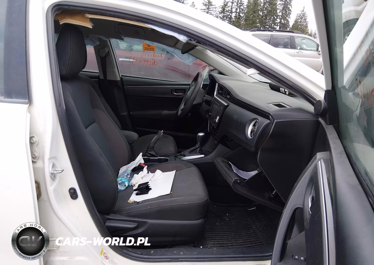 2017 Toyota Corolla Le VIN:2T1BURHEXHC782603 - 5