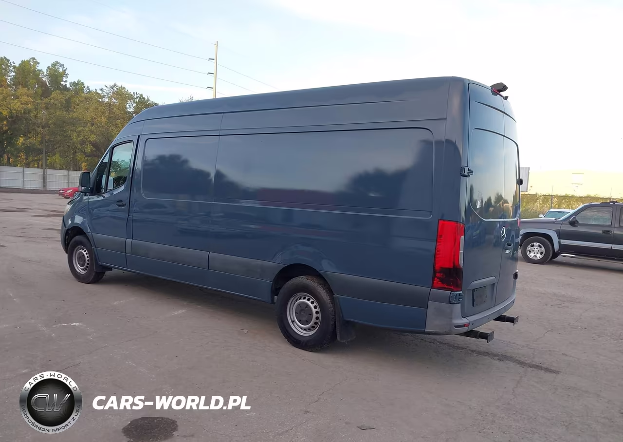 2019 Mercedes-Benz Sprinter 2500 High Roof V6 VIN:WD4PF1CD1KP137708 - 3