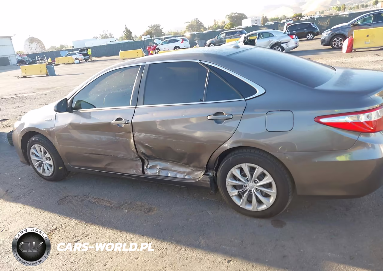 2017 Toyota Camry Hybrid Le VIN:4T1BD1FK3HU203623 - 14