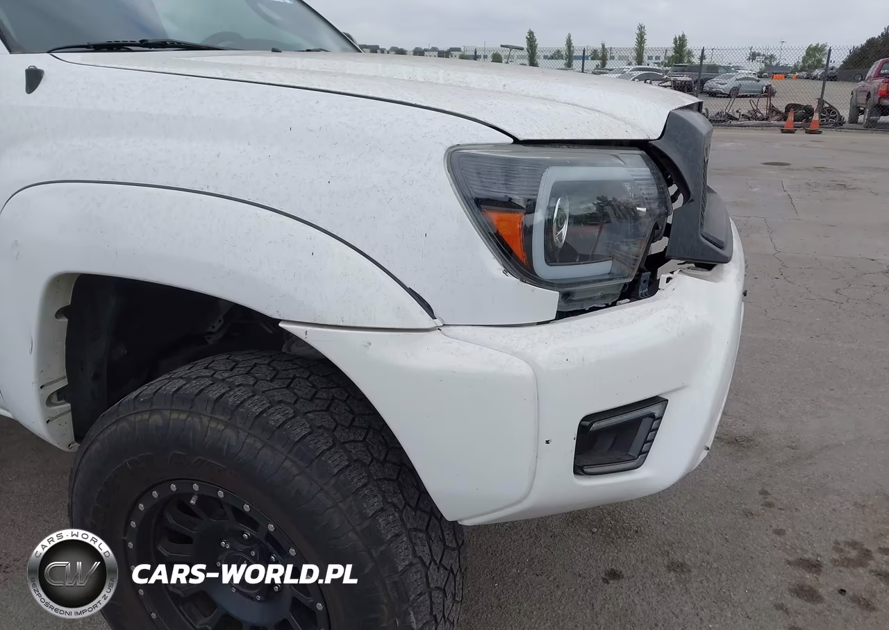 2012 Toyota Tacoma Prerunner VIN:5TFTX4GN5CX012755 - 18
