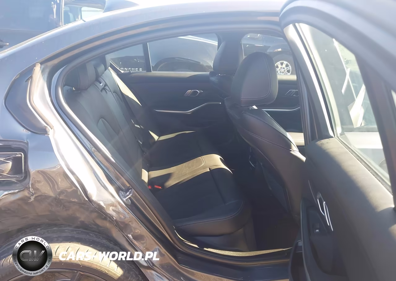 2022 BMW 330I xDrive VIN:3MW5R7J07N8C71926 - 8