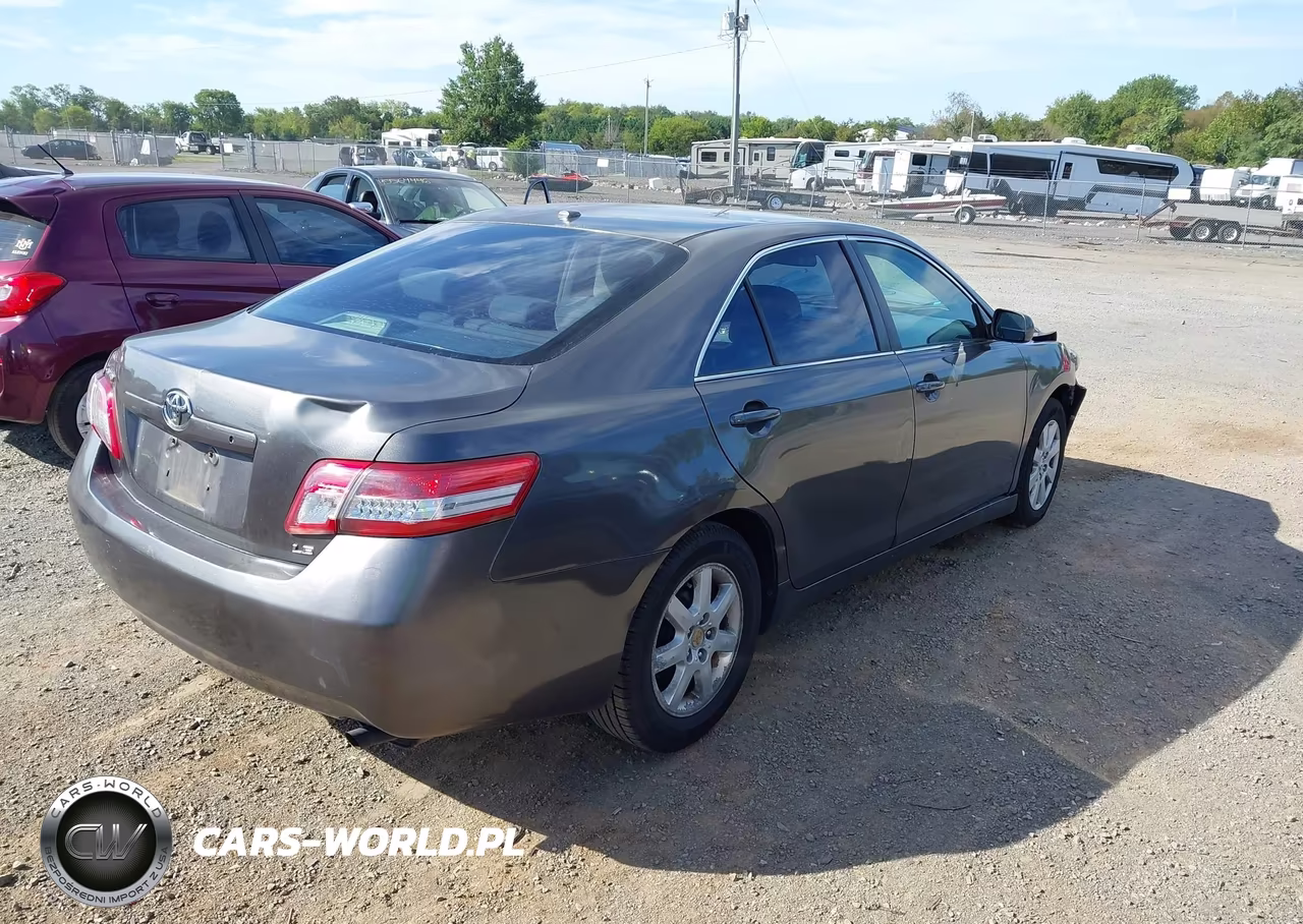 2011 Toyota Camry Le VIN:4T4BF3EK2BR160297 - 4