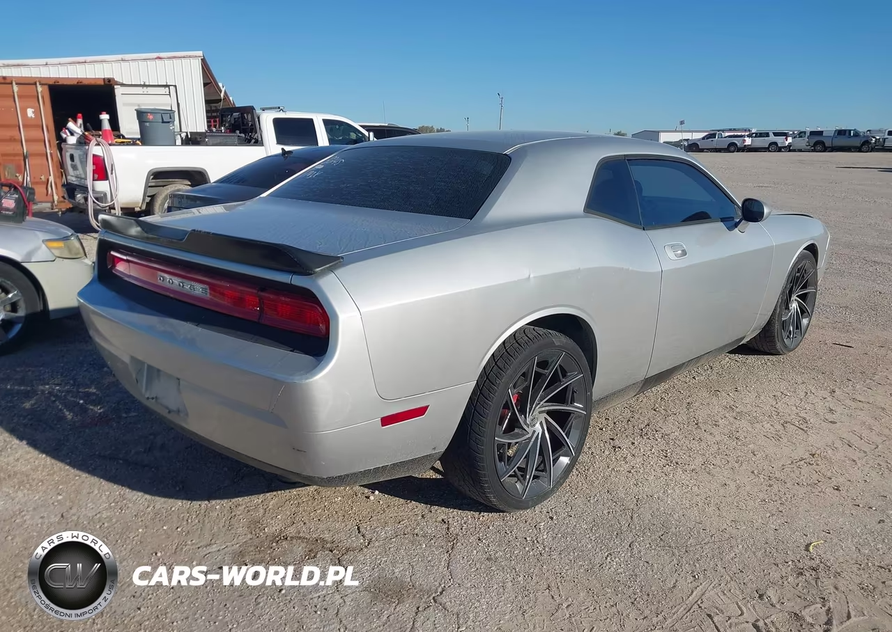 2010 Dodge Challenger Se VIN:2B3CJ4DV2AH323245 - 4