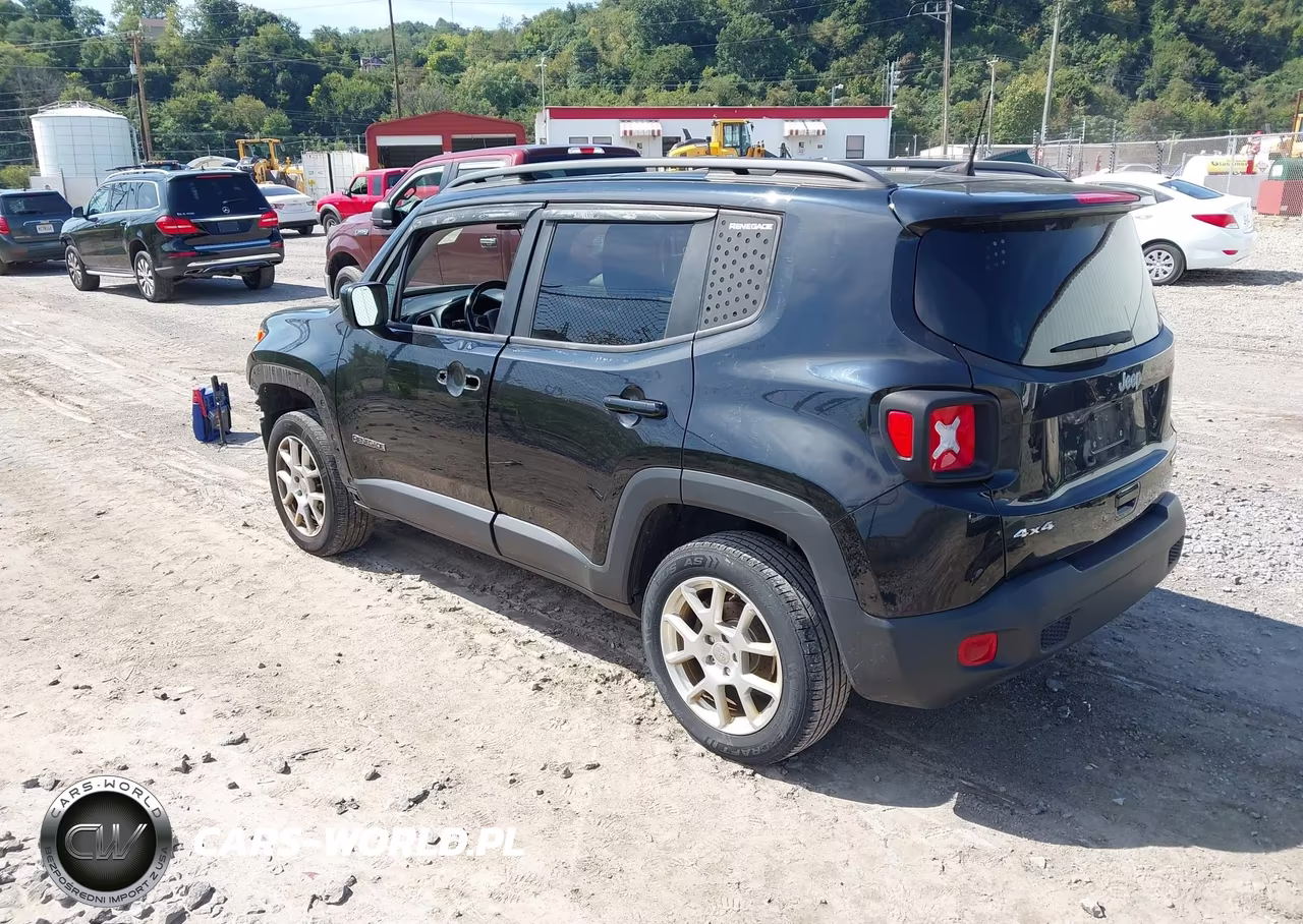 2019 Jeep Renegade Latitude 4X4 VIN:ZACNJBBB7KPK26172 - 3