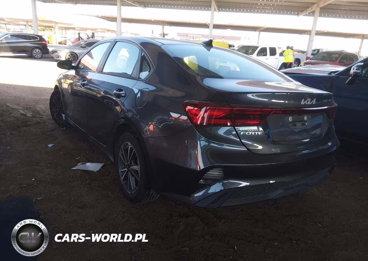 2023 Kia Forte Lxs VIN:3KPF24AD5PE578819 - 3