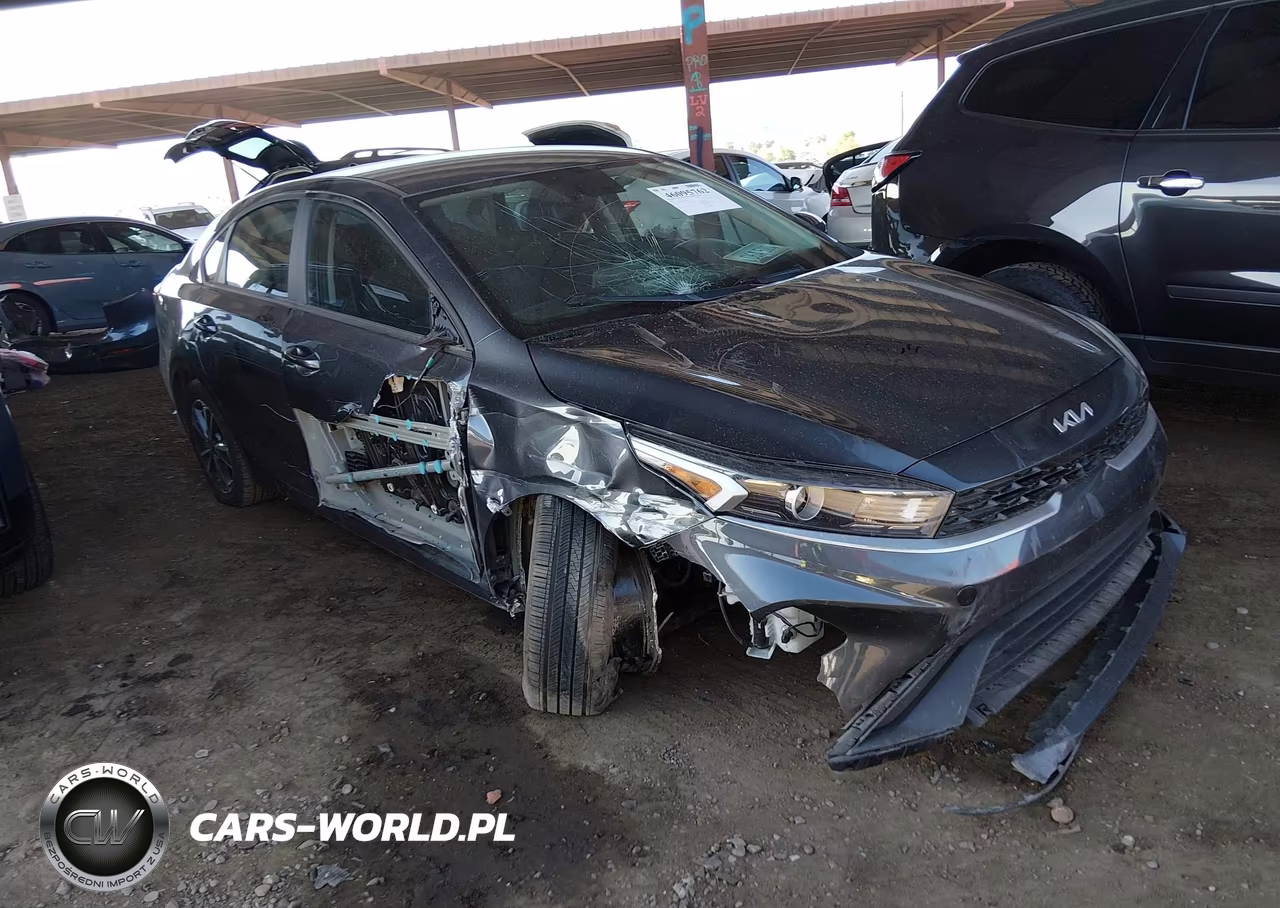 2023 Kia Forte Lxs VIN:3KPF24AD5PE578819 - 6