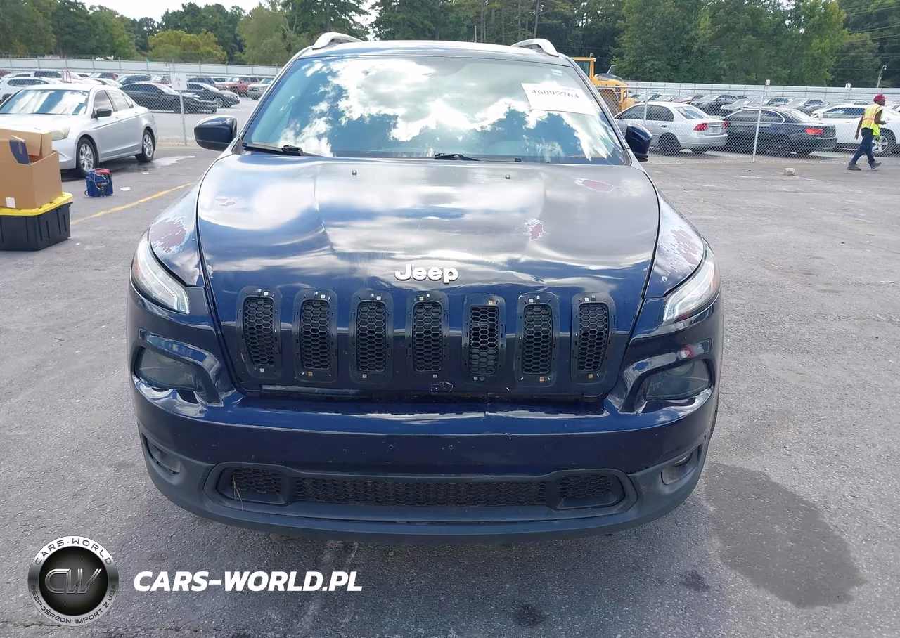 2015 Jeep Cherokee Latitude VIN:1C4PJLCB3FW721784 - 6