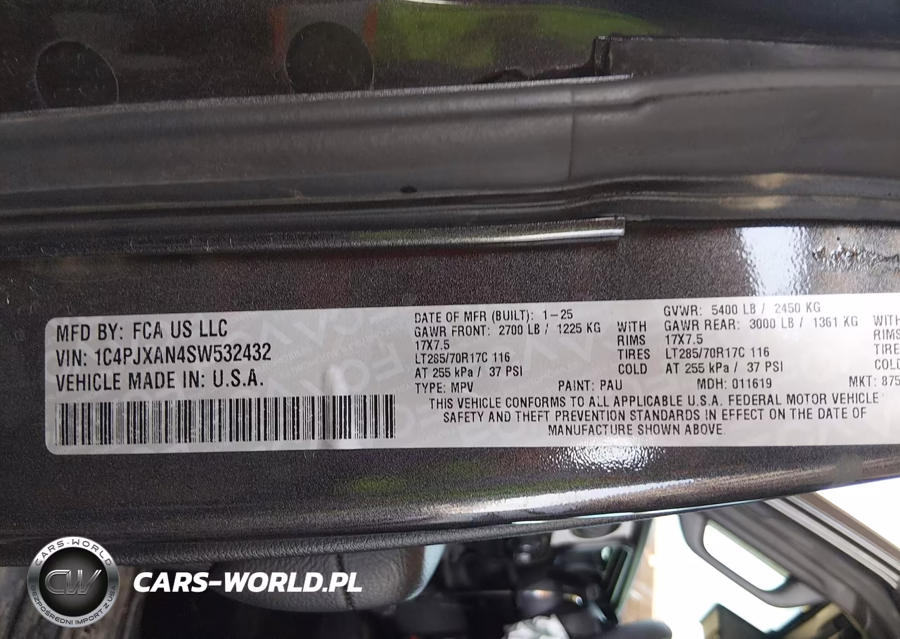 2025 Jeep Wrangler 2-Door Willys 4X4 VIN:1C4PJXAN4SW532432 - 9