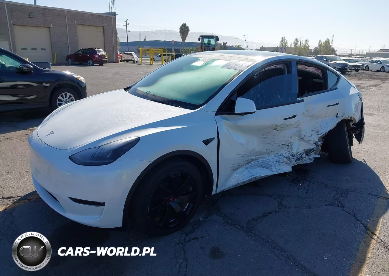 2023 Tesla Model Y Awd-Long Range Dual Motor All-Wheel Drive VIN:7SAYGDEE2PF745017 - 2