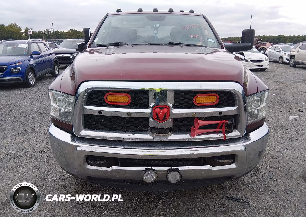 2017 Ram 3500 Tradesman 4X2 8' Box VIN:3C63RPGL4HG770129 - 9