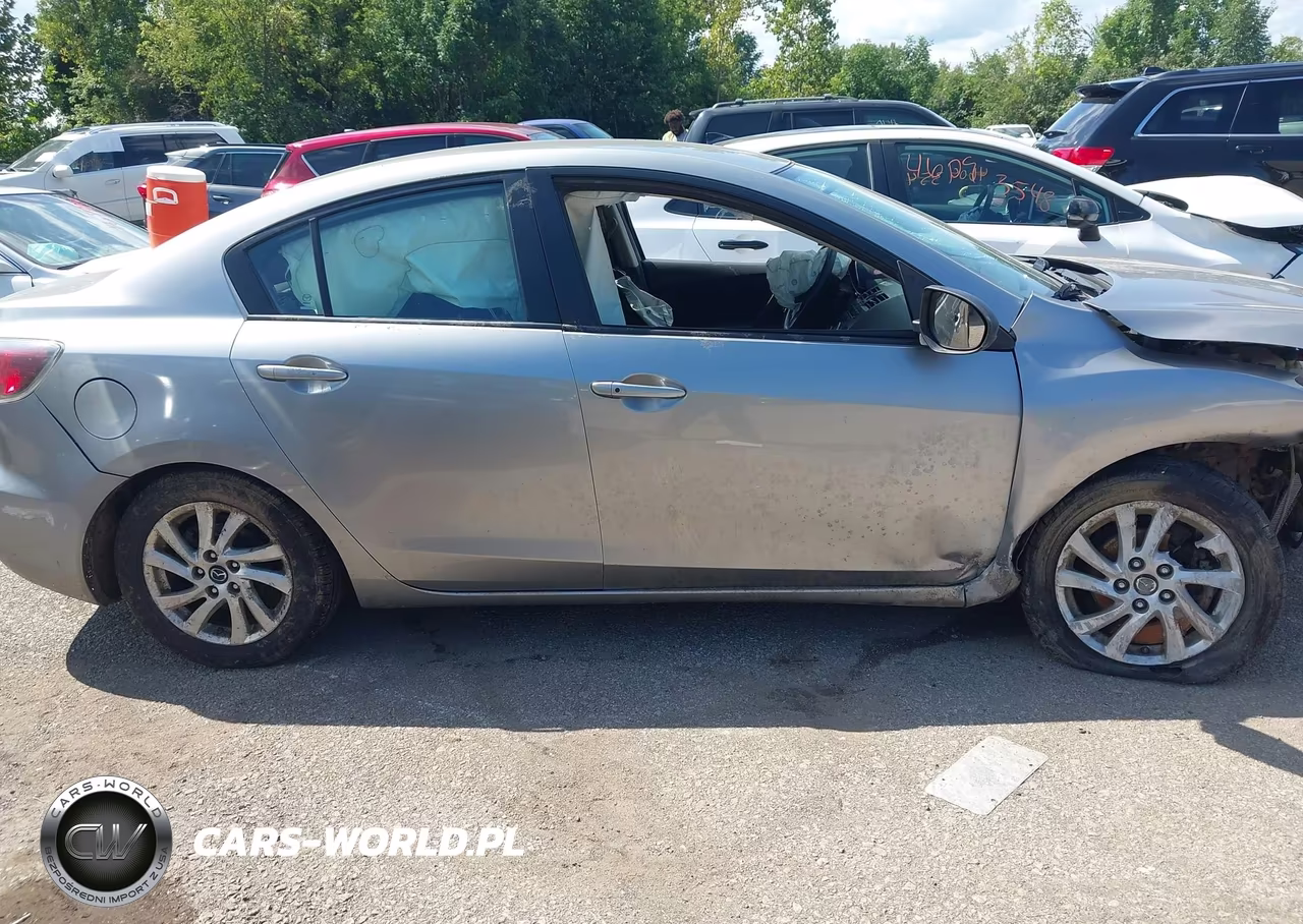 2013 Mazda Mazda3 I Touring VIN:JM1BL1V75D1822501 - 13