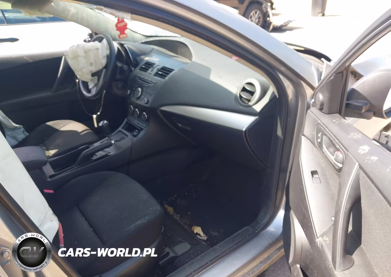 2013 Mazda Mazda3 I Touring VIN:JM1BL1V75D1822501 - 5
