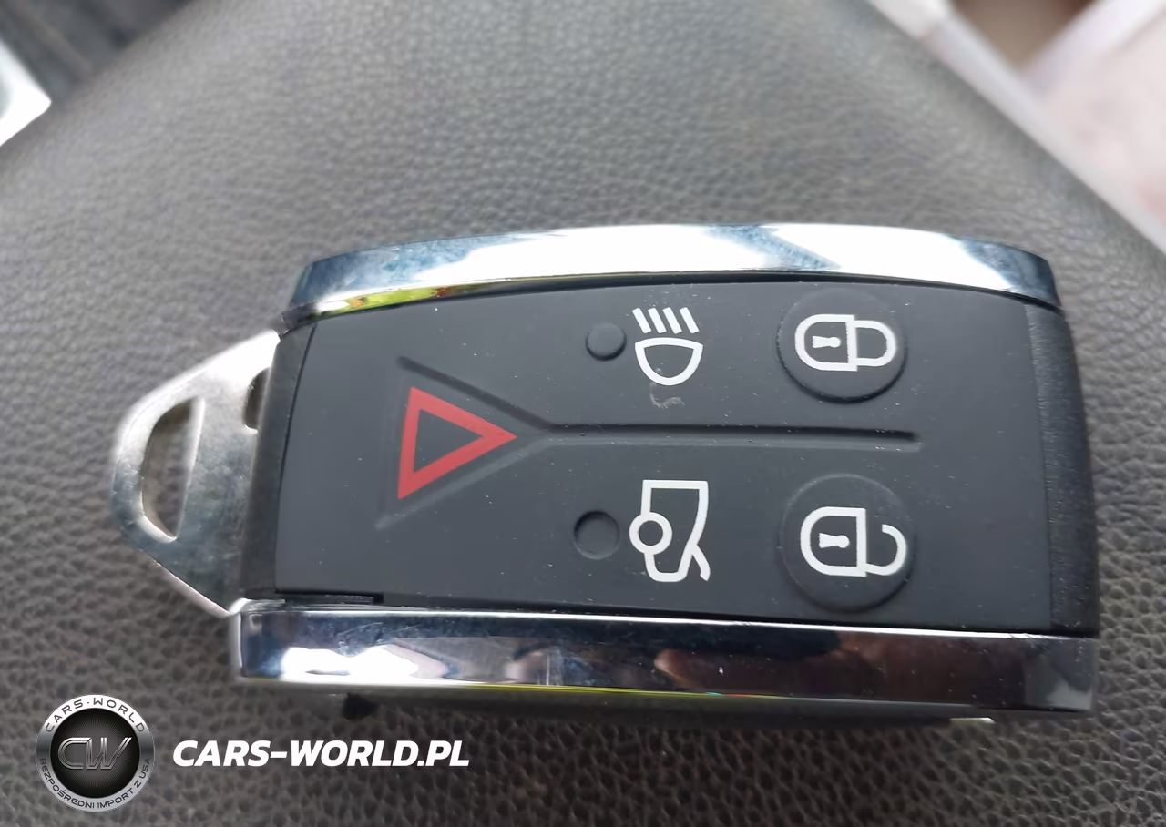 2011 Jaguar Xf Premium VIN:SAJWA0GB3BLR94578 - 11