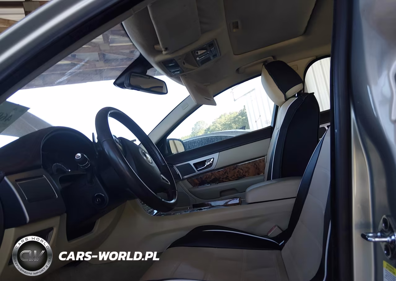 2011 Jaguar Xf Premium VIN:SAJWA0GB3BLR94578 - 5