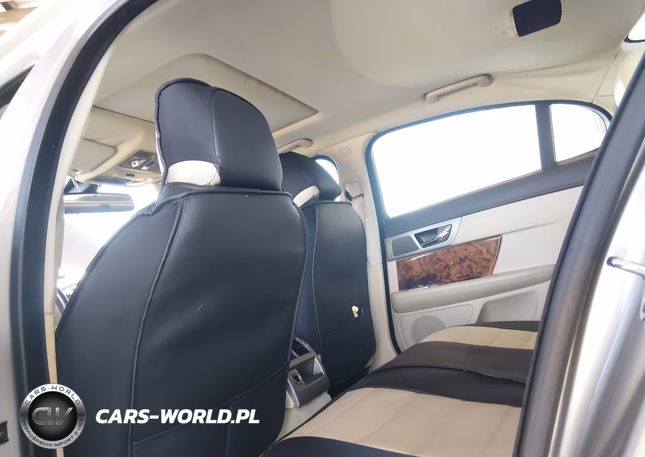 2011 Jaguar Xf Premium VIN:SAJWA0GB3BLR94578 - 8