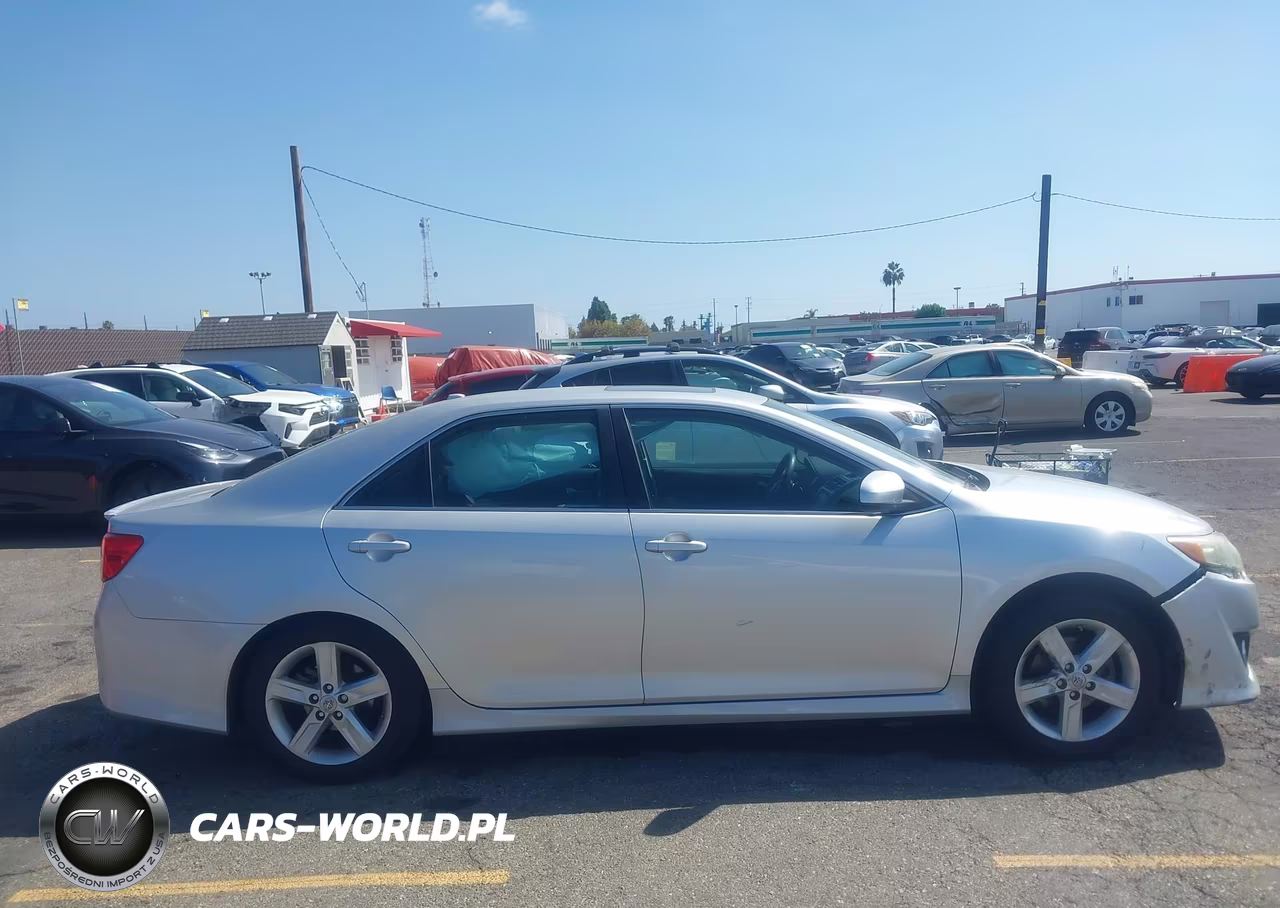2014 Toyota Camry Se VIN:4T1BF1FKXEU784821 - 12