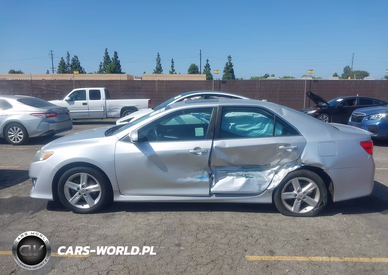 2014 Toyota Camry Se VIN:4T1BF1FKXEU784821 - 13