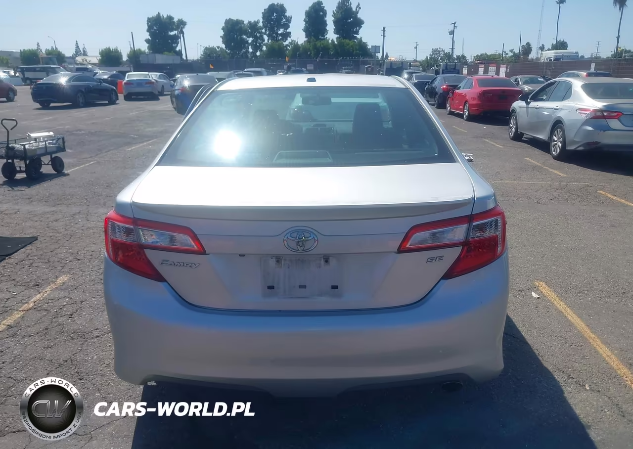 2014 Toyota Camry Se VIN:4T1BF1FKXEU784821 - 15
