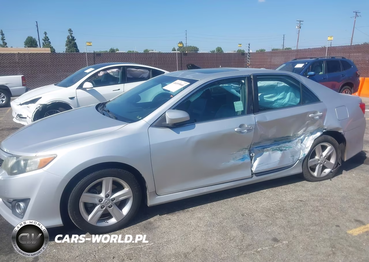 2014 Toyota Camry Se VIN:4T1BF1FKXEU784821 - 6