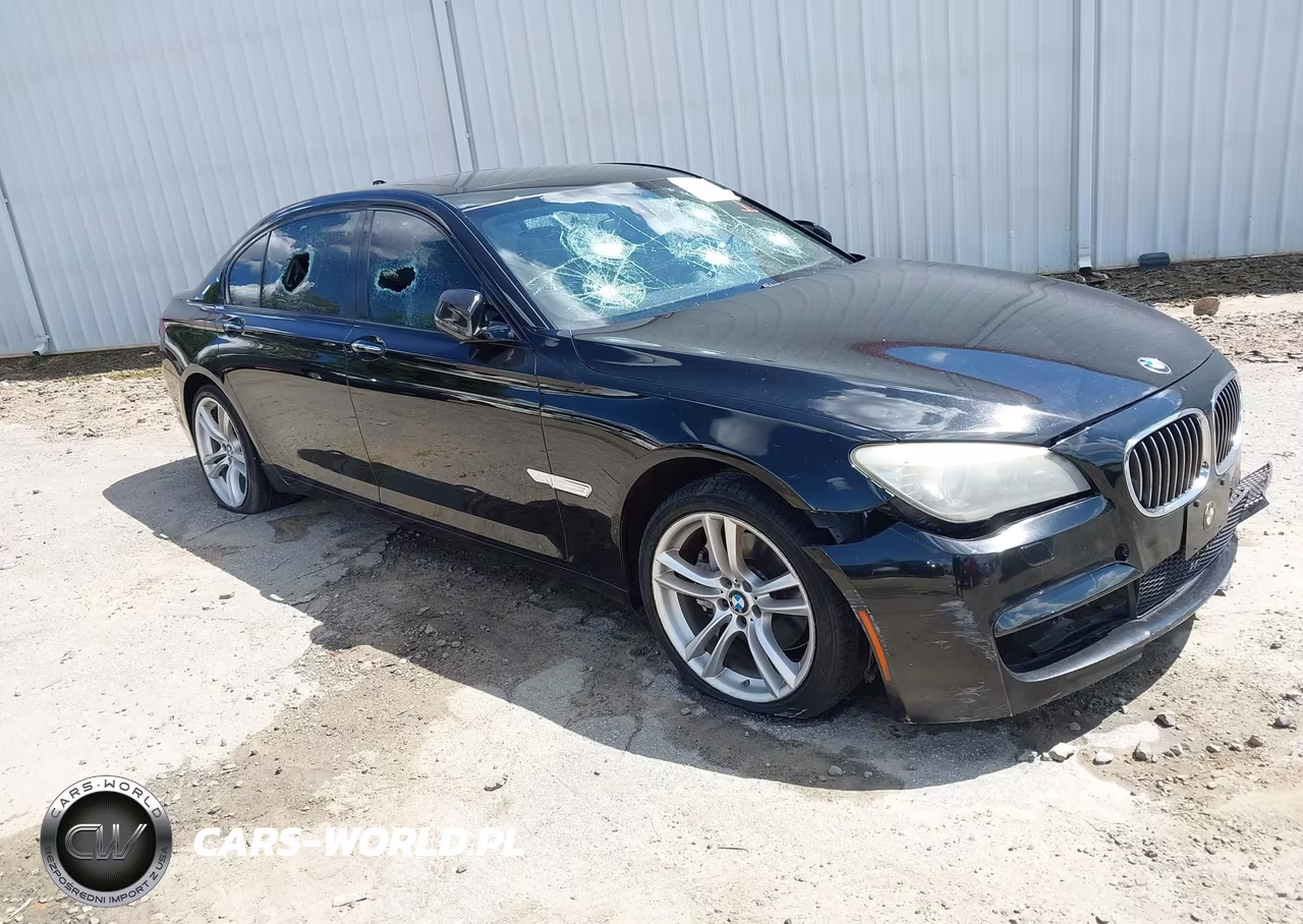 2013 BMW 740Li