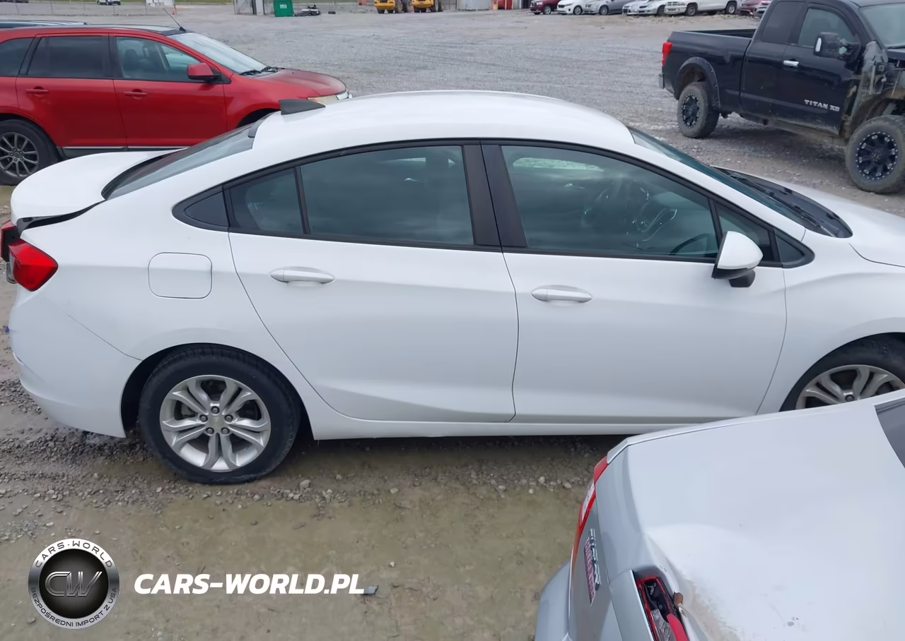 2019 Chevrolet Cruze Ls VIN:1G1BC5SM8K7152804 - 13