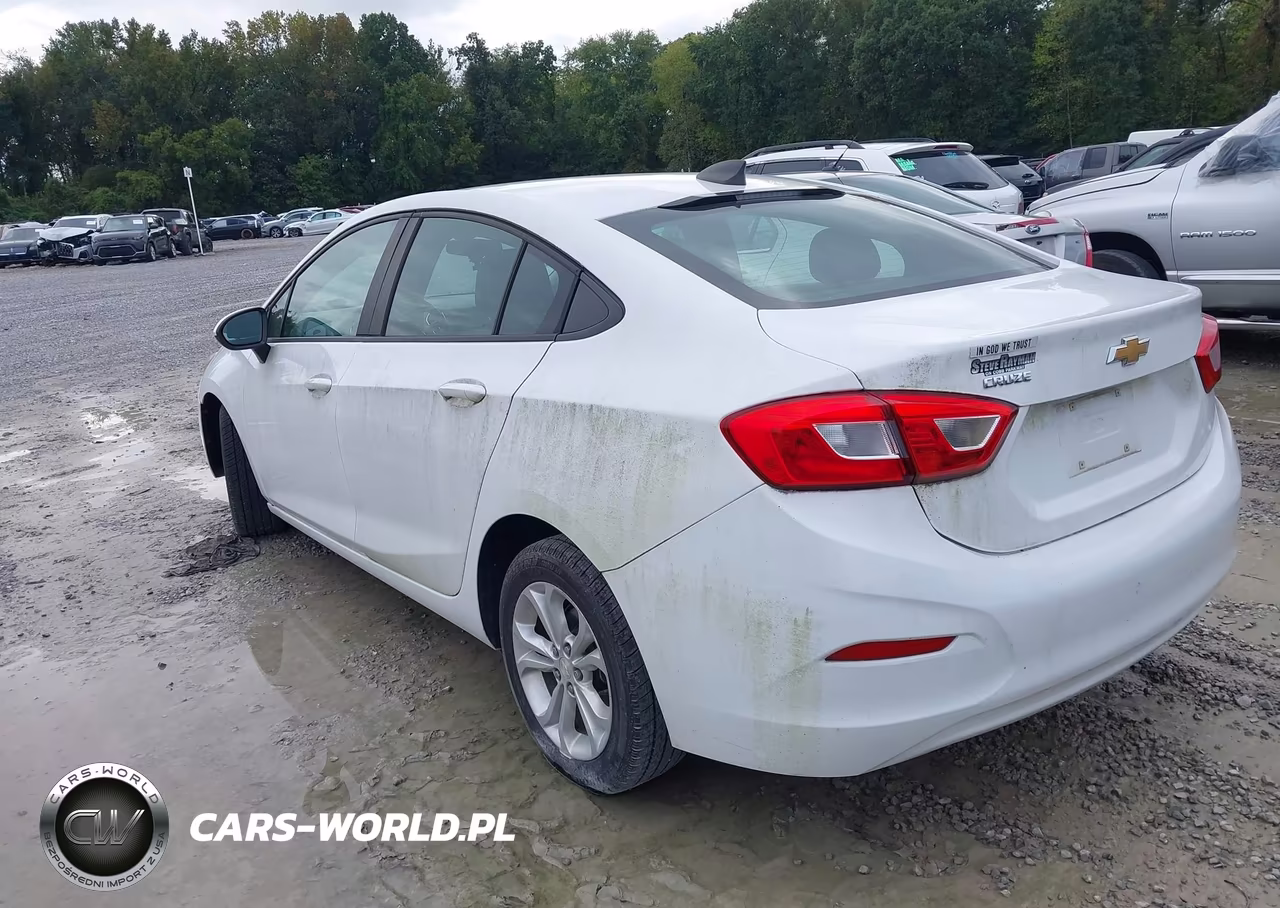 2019 Chevrolet Cruze Ls VIN:1G1BC5SM8K7152804 - 3