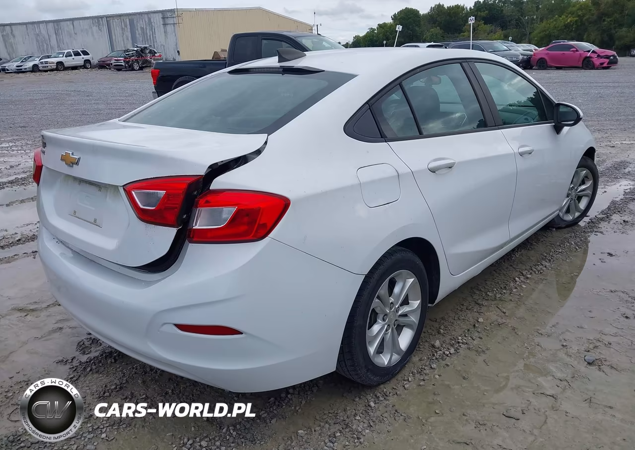 2019 Chevrolet Cruze Ls VIN:1G1BC5SM8K7152804 - 4