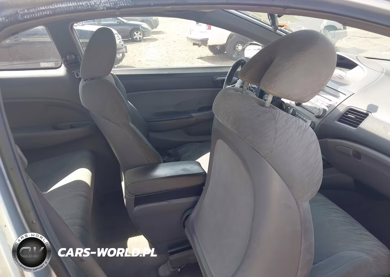 2007 Honda Civic Lx VIN:2HGFG12677H562885 - 8
