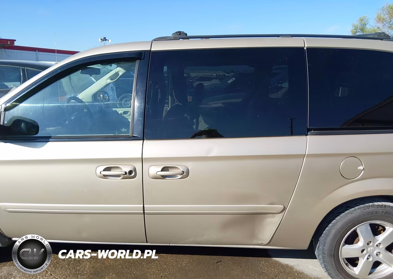 2007 Dodge Grand Caravan Sxt VIN:2D4GP44L67R111760 - 14